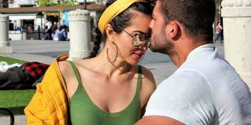 Райна възпя раздялата си с Валери