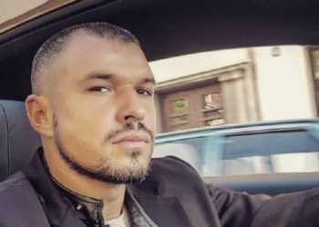 Хакнаха профила на Божинов