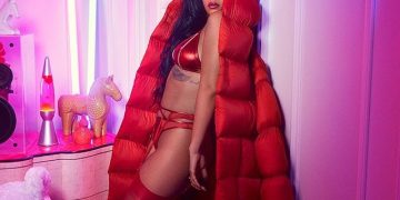 Риана с еротична фотосесия