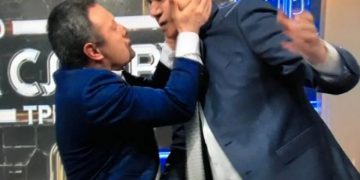 Димитър Рачков разцелува Слави в ефир! Дългия заяви, че спира делото срещу Халвяджиян