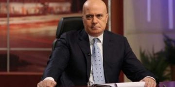 Cлaви Tpифoнoв дapи 100 бoнa в бopбaтa c ĸopoнaвиpyca