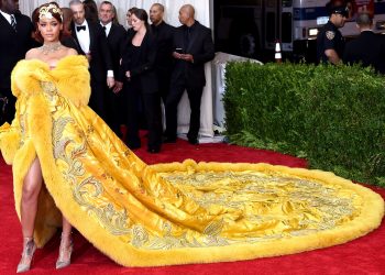 Най-впечатляващите тоалети от Met Gala