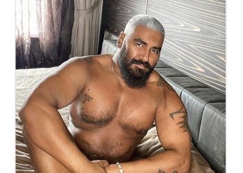 Азис се пусна гол