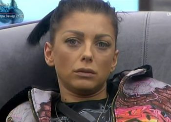 Емануела пак излиза на протест
