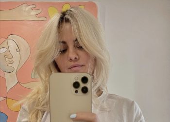 Селена Гомес изненада с нова визия