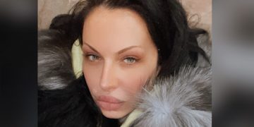 Фолк певицата Траяна пее песни на Васко Кеца